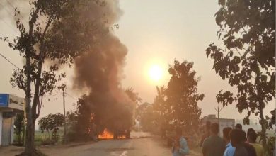 1 dead after being hit by a truck in Jhargram, residents are excited about the incident