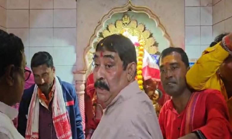 Anubrata Mandal offered prayers at Bakreshwar in Birbhum