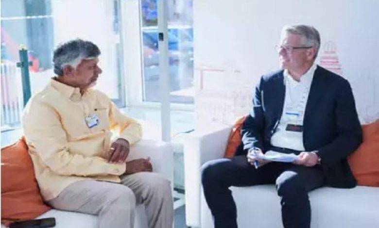 Face to face Chandrababu-Gates