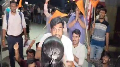 ABVP removes Dhundhumar, Left flags at Jadavpur University and puts up its own flag
