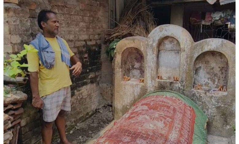 Shrine of Pir Baba in Hindu house