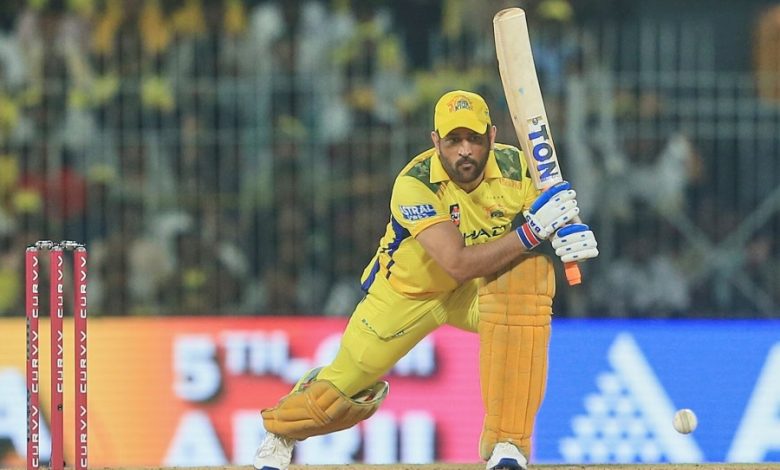Former national cricketer takes a dig at Dhoni over retirement