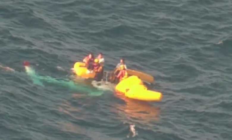 A patient was being transported by air ambulance, when the ambulance suddenly fell into the sea.