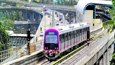 Fewer metro rides on Blue Line on Buddha Purnima, increasing on Purple Line