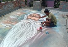 Canvas on the ceiling! Young man paints a giant canvas and puts it on a shelf