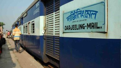 Crack in railway track! Farmer's quick decision averted major accident