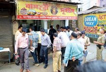 A unique theft occurred in Nagerbazar while the AC was on and sweets were consumed!