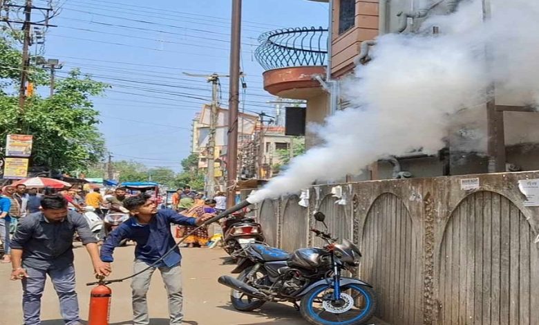 Terrible fire at supermarket in Midnapore, sensitive area