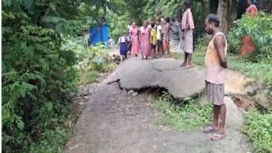 durgapur-sukantapalli-road-collapse-rain-danger