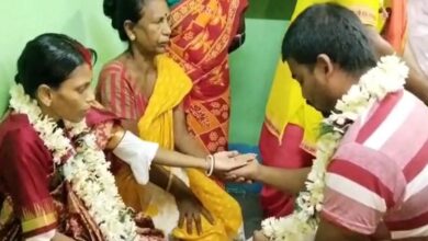 Court Wedding: Marries Petitioner Inside Lawyer's Chamber