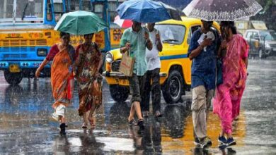 low-pressure-area-south-bengal-lashed-by-rain