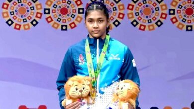 Weightlifting Record: Koel Bar Sets Triple World Record