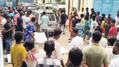 Six stone-mine workers killed