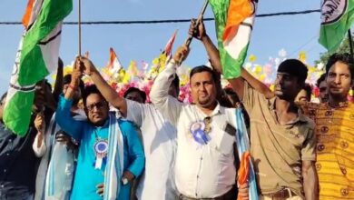 1900 BJP Workers Join TMC in Joynagar