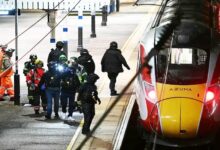 uk-train-knife-attack-huntingdon-passengers-injured
