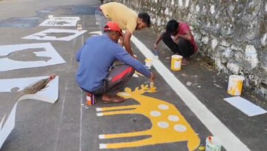 mukutmanipur-winter-tourism-colorful-street-art-makeover