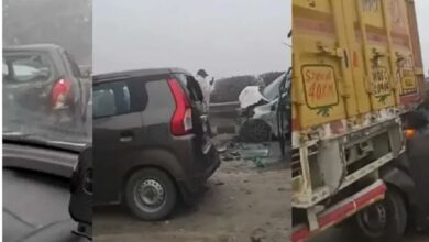 due-to-fog-and-pollution-a-series-of-car-collisions-occurred-on-the-roads-of-noida-leading-to-extreme-traffic-congestion