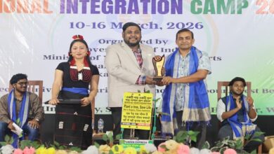 a-teacher-from-bengal-received-a-national-award-for-planting-banyan-trees-both-at-home-and-abroad