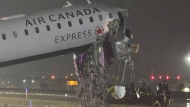 air-canada-plane-crashes-into-fire-truck-while-landing-at-laguardia-airport