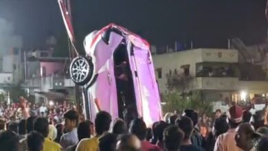 car-plunges-into-well-in-the-dark-9-members-of-the-same-family-die-in-nashik