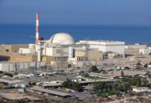 Strategic Shift Before Trump's Deadline Expires! Iran Forms 'Human Chain' to Protect Power Plant.