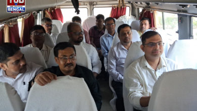 purulia-district-officials-travel-by-bus