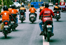 as-petrol-and-diesel-prices-soar-gig-workers-take-to-the-streets-warning-of-nationwide-protests