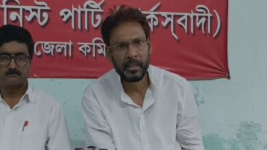 cpm-agent-threatened-and-candidate-ordered-to-leave-area-in-raninagar-trinamool-in-the-dock