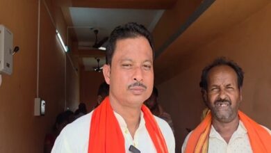 bjp-worker-returns-bankura-village-after-33-years